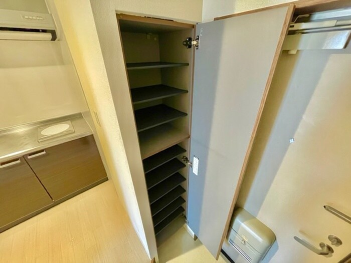 物件内観写真17　(靴箱)