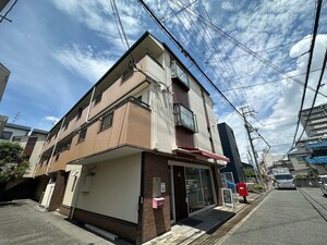マンションマイスマイル外観写真