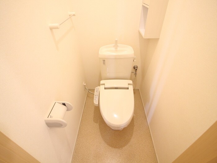 物件内観写真14　(トイレ)