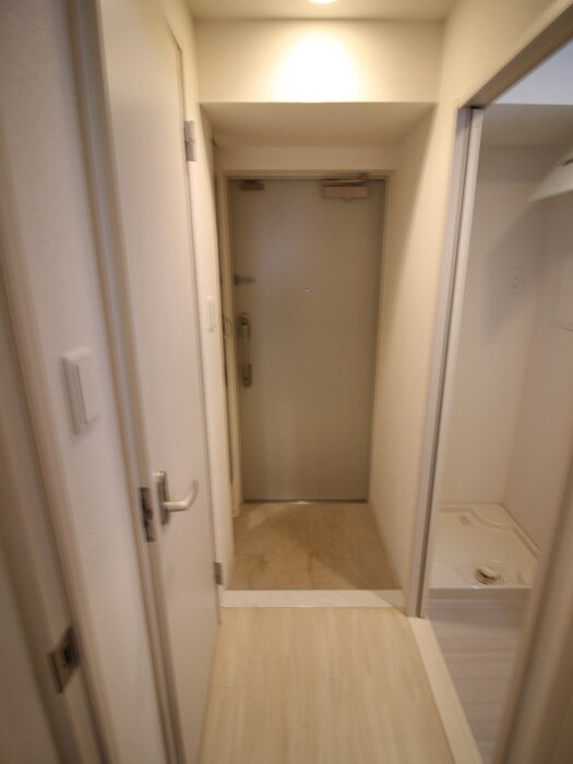 物件内観写真14　(廊下)