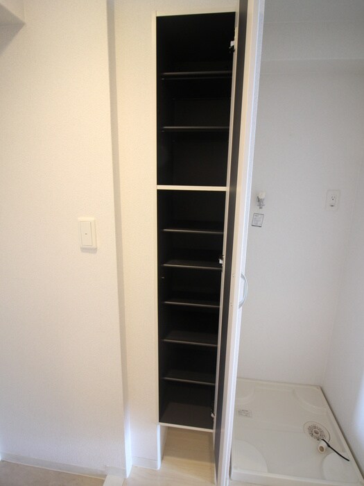 物件内観写真18　(靴箱)