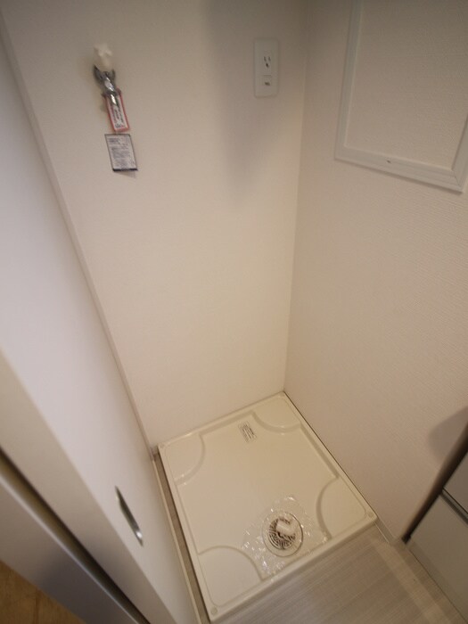 物件内観写真19　(洗濯機置場)