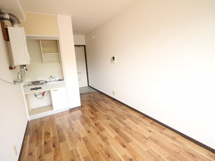 物件内観写真4　(居室)