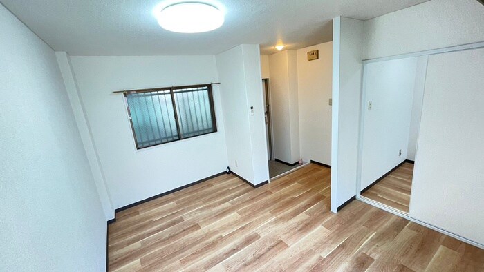 物件内観写真17　(居室)