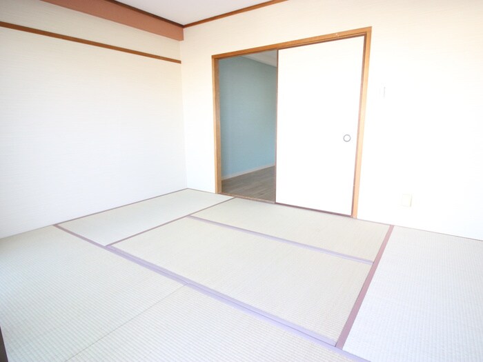 物件内観写真7　(居室)