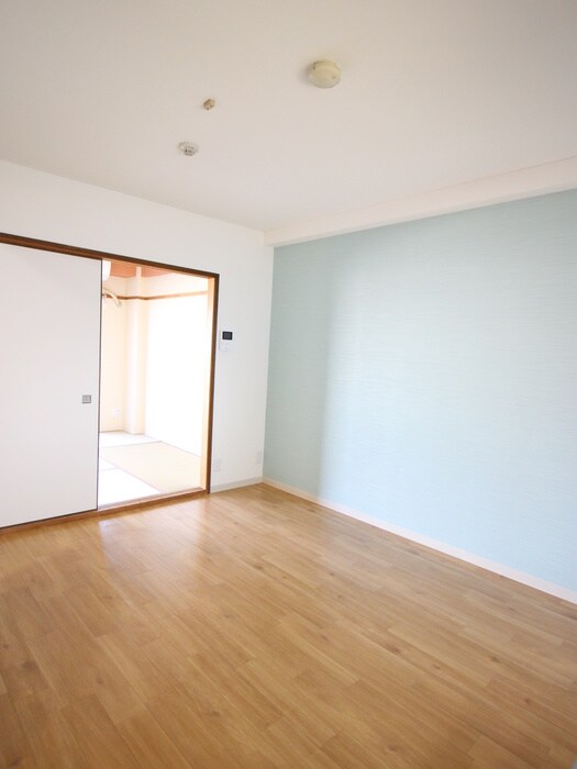 物件内観写真12　(内観写真)