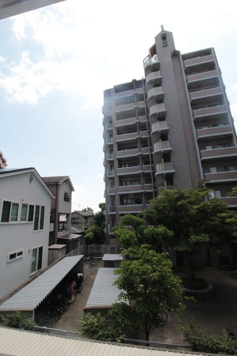 物件内観写真22　(室内からの展望)