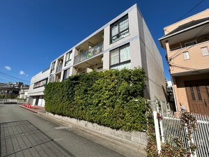 メゾンプルミエール外観写真