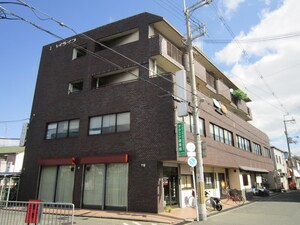 郡津ハイライフ外観写真