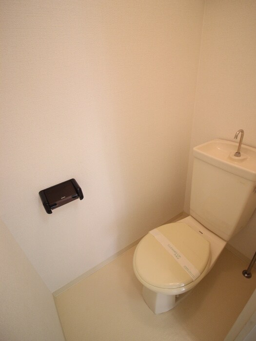 物件内観写真12　(トイレ)