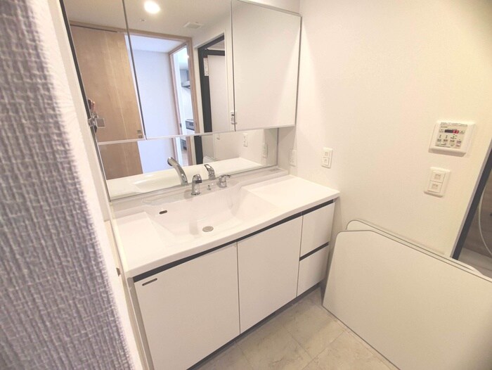 物件内観写真14　(洗面)