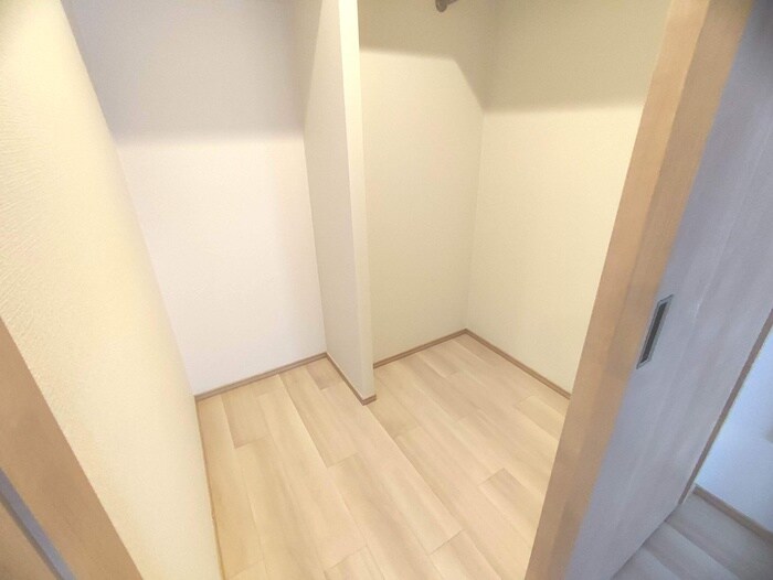 物件内観写真21　(収納)