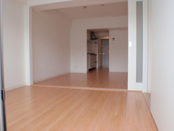 物件内観写真5　(居室)