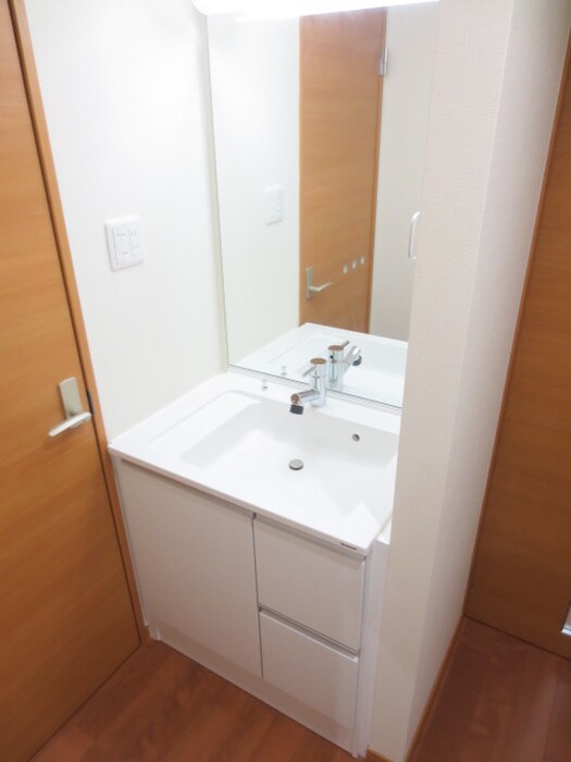 物件内観写真10　(洗面)