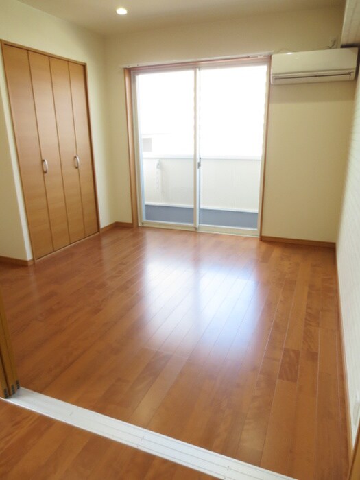 物件内観写真14　(居室)