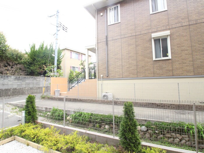 物件内観写真17　(室内からの展望)