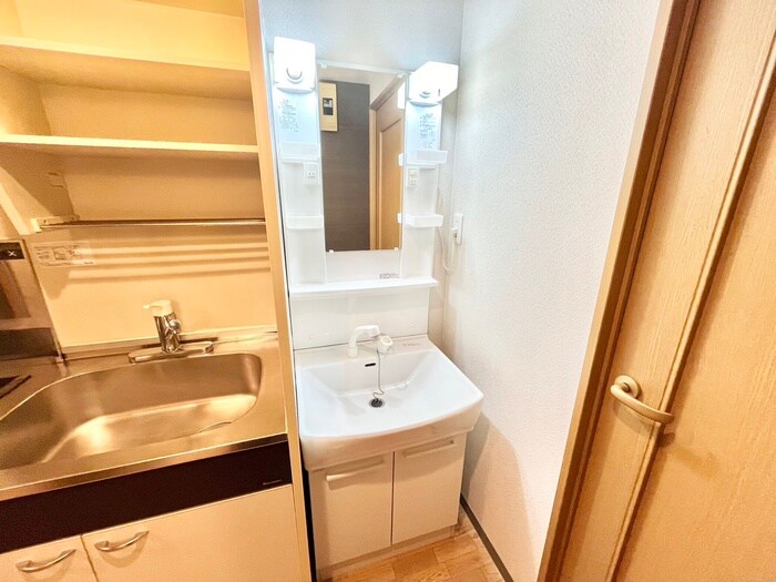 物件内観写真11　(洗面)