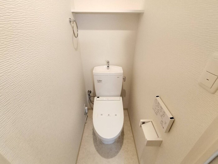 物件内観写真16　(トイレ)