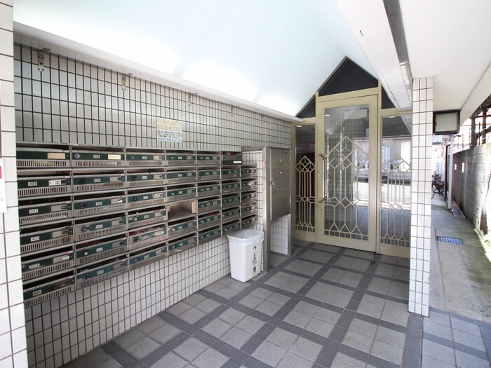 物件外観写真4　(建物設備)