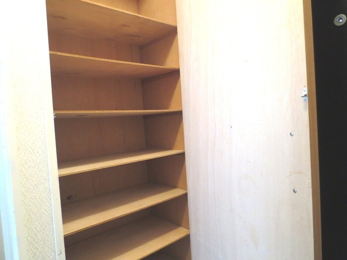 物件内観写真15　(収納)