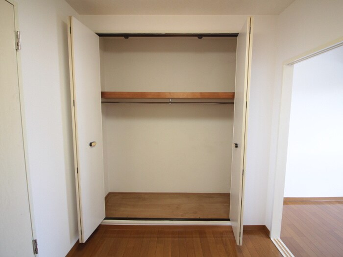 物件内観写真15　(収納)