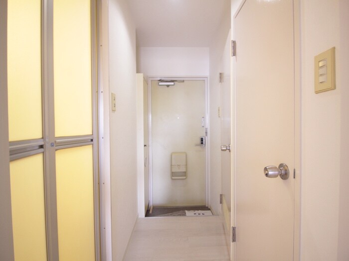 物件内観写真17　(廊下)