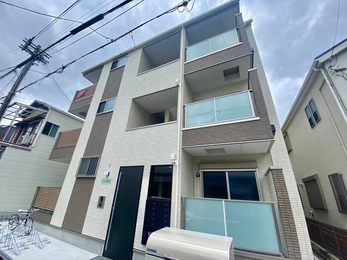 物件外観写真1　(外観写真)