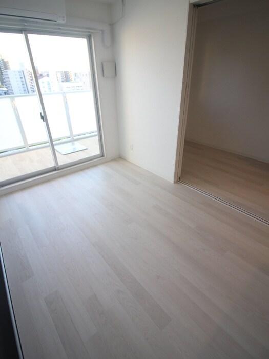 物件内観写真21　(居室)