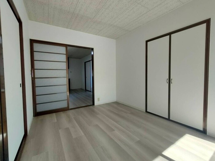 物件内観写真8　(居室)