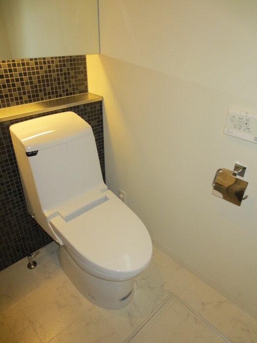 物件内観写真11　(トイレ)