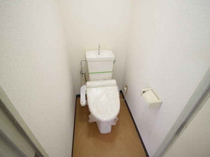 物件内観写真10　(トイレ)