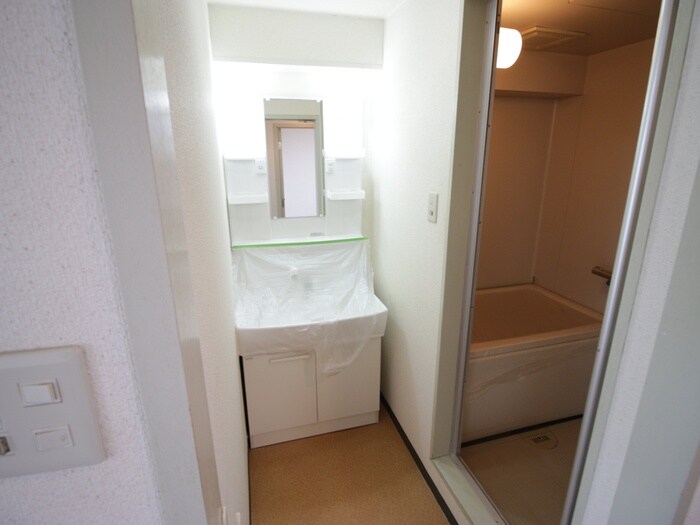 物件内観写真11　(洗面)