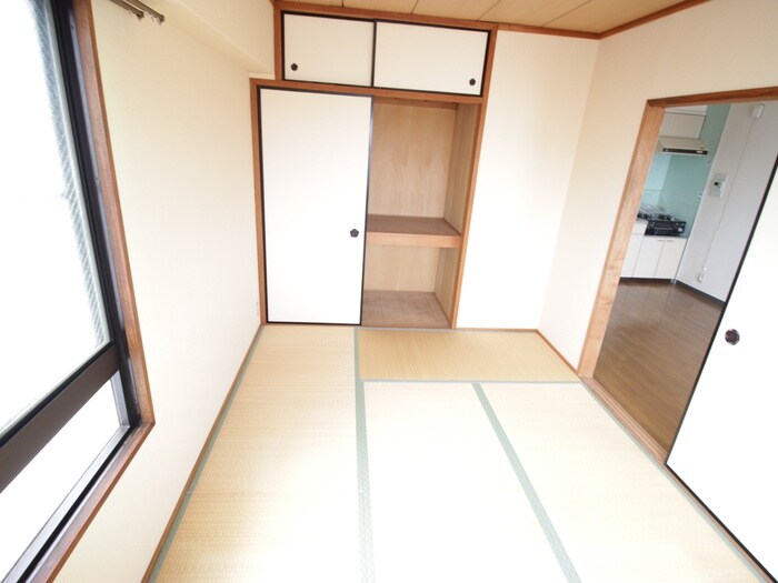 物件内観写真14　(居室)