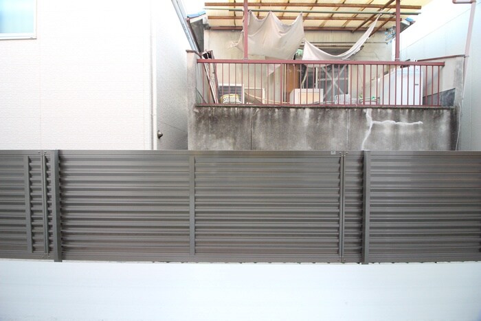 物件内観写真17　(室内からの展望)