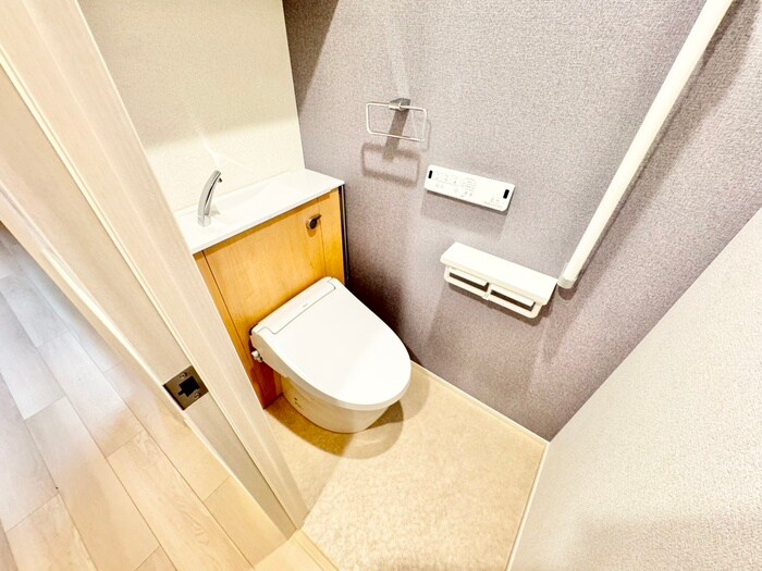 物件内観写真12　(トイレ)