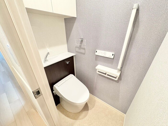 物件内観写真12　(トイレ)