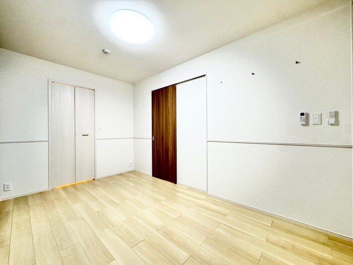 物件内観写真15　(居室)