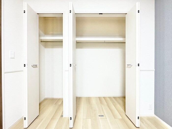 物件内観写真16　(収納)