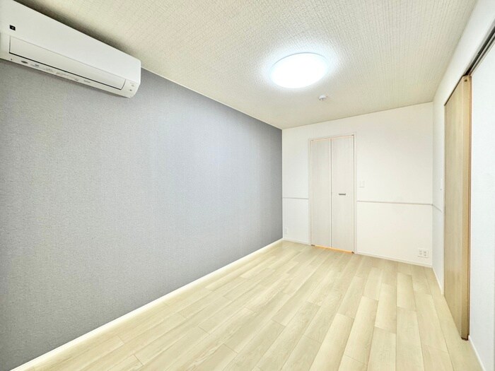 物件内観写真19　(居室)