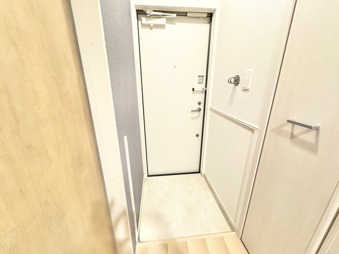 物件内観写真20　(玄関)