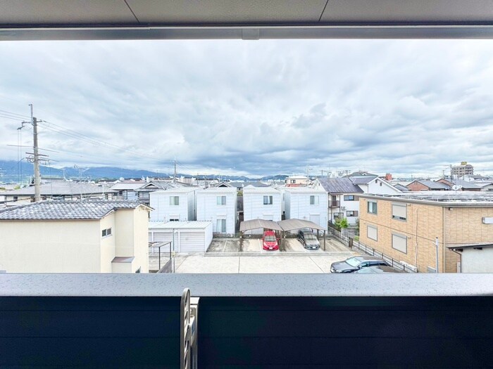 物件内観写真22　(室内からの展望)