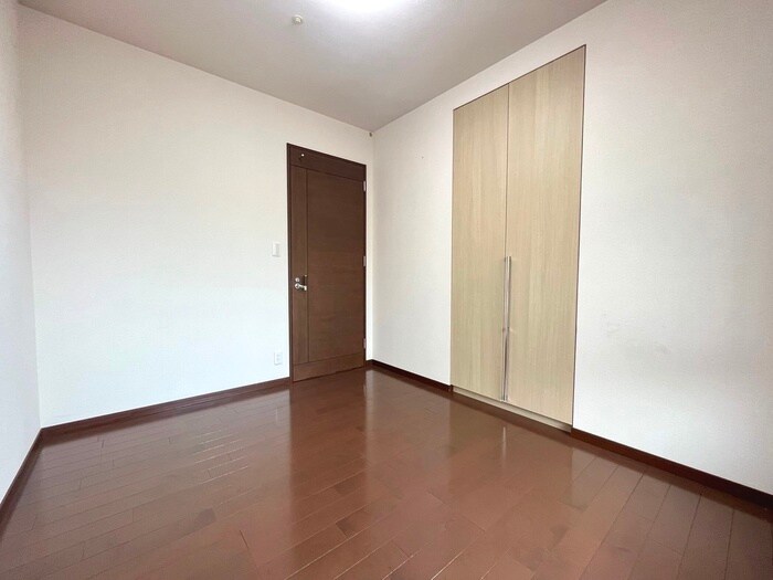 物件内観写真11　(居室)