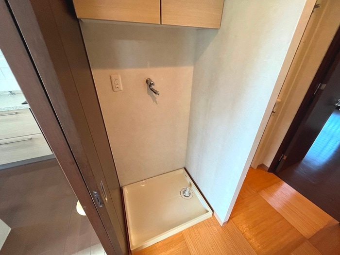 物件内観写真17　(洗濯機置場)