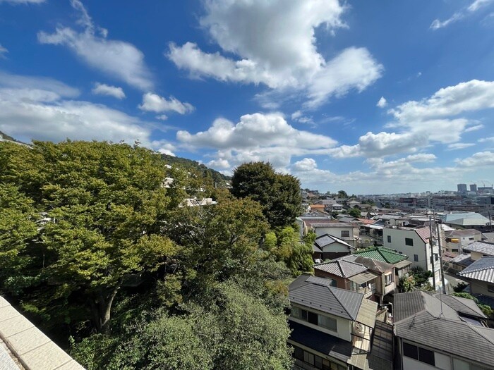 物件内観写真19　(室内からの展望)