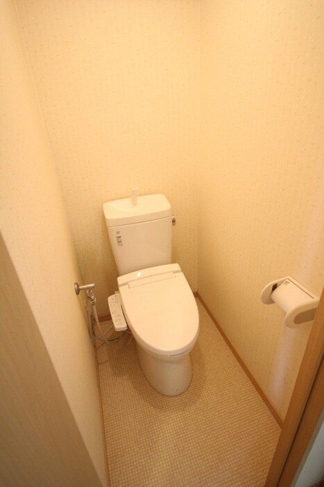 物件内観写真11　(トイレ)