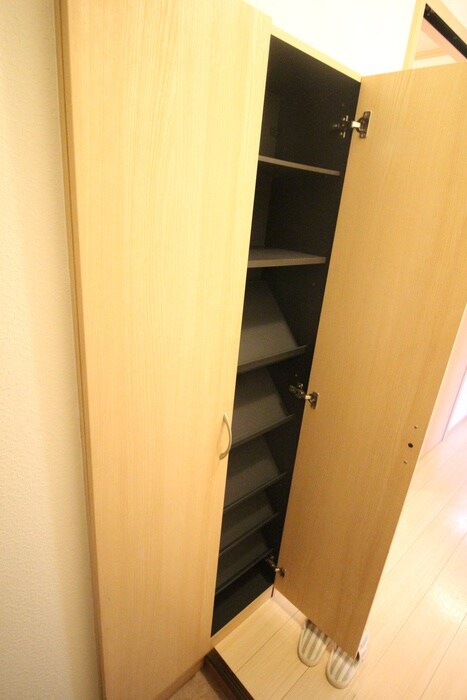 物件内観写真16　(靴箱)