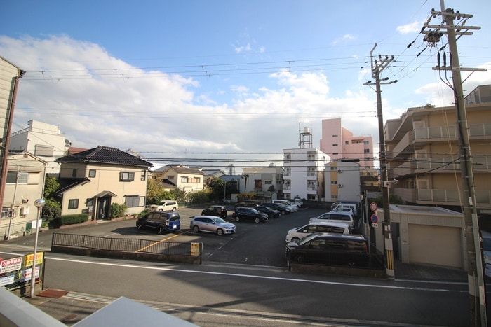 物件内観写真19　(室内からの展望)