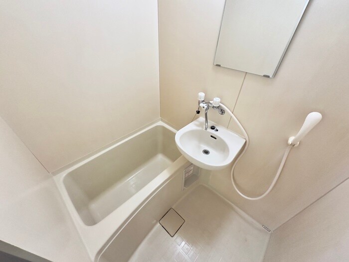 物件内観写真9　(バス／シャワールーム等)