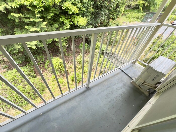 物件内観写真16　(室内からの展望)