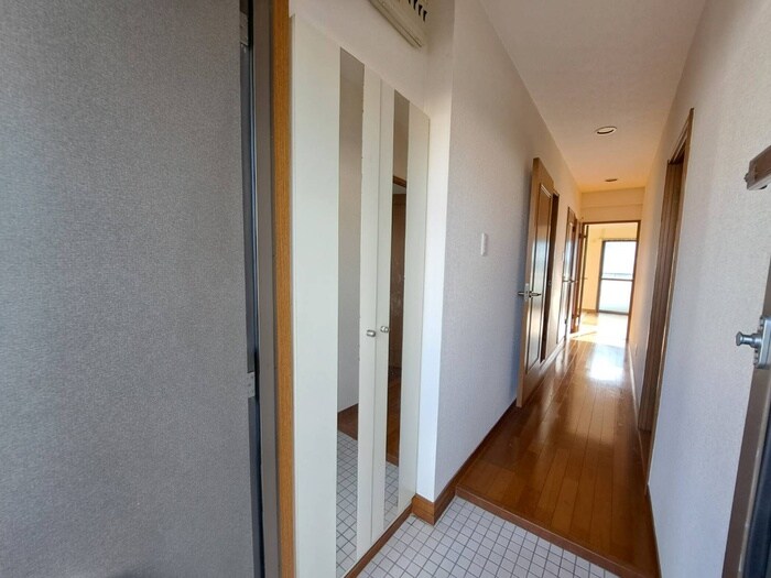 物件内観写真20　(靴箱)